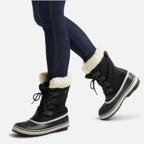 Sorel Shoes - SOREL Women’s Winter Carnival Snow Boots Size 10